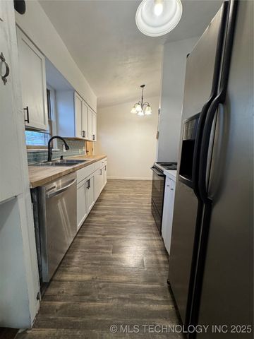 702 S 5th, Davis, OK 73030