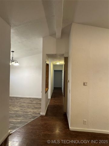 702 S 5th, Davis, OK 73030