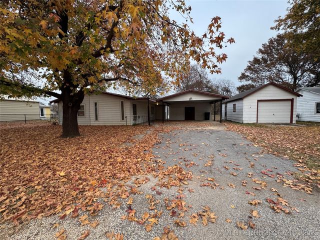 702 S 5th, Davis, OK 73030