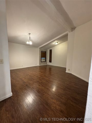 702 S 5th, Davis, OK 73030