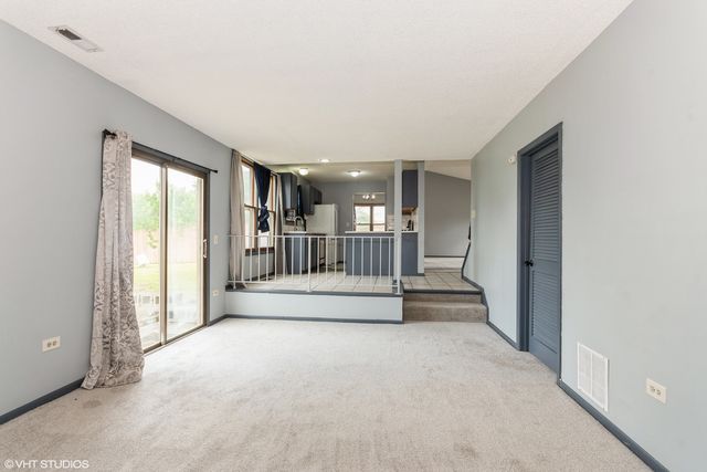 1031 Bothwell Circle, Bolingbrook, IL 60440