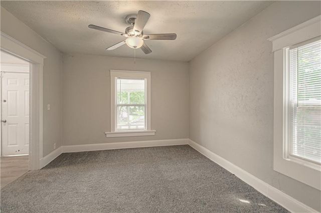 3428 Park Avenue, Kansas City, MO 64109