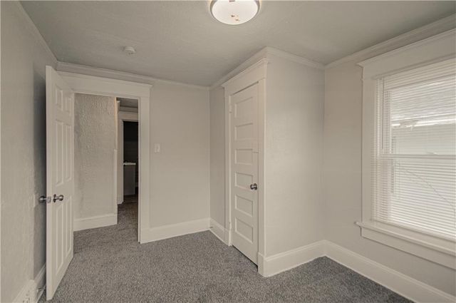 3428 Park Avenue, Kansas City, MO 64109