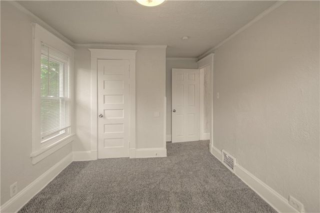 3428 Park Avenue, Kansas City, MO 64109