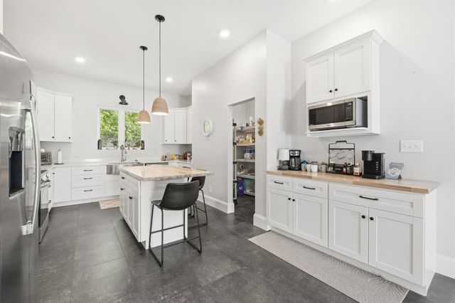60 Madison Dr., Georgetown, SC 29440