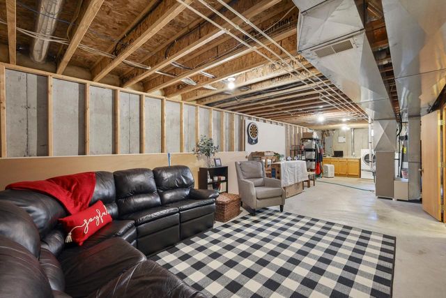 909 Tony Drive, Madison, WI 53704