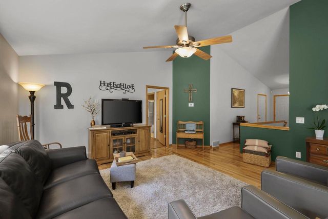 909 Tony Drive, Madison, WI 53704