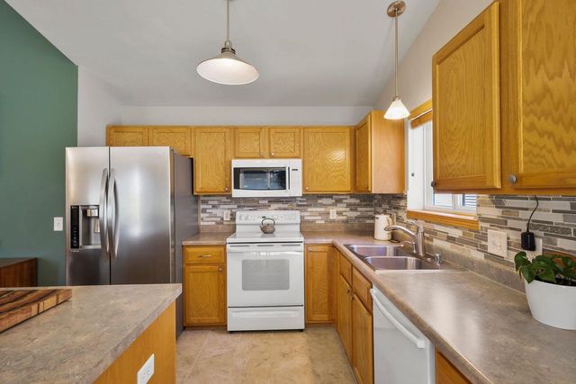 909 Tony Drive, Madison, WI 53704