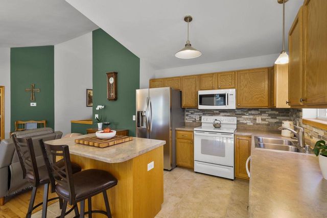 909 Tony Drive, Madison, WI 53704