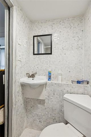 3314 Charlotte street Street, Kansas City, MO 64109