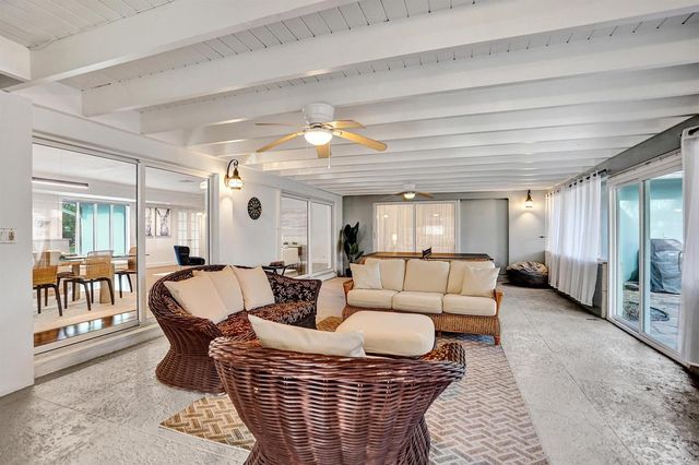 10 Minnetonka Road, Sea Ranch Lakes, FL 33308