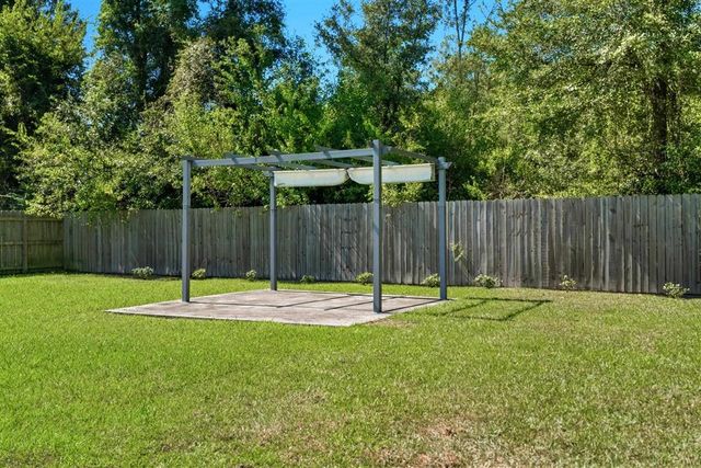 6624 Meadow Ridge Lane, Lake Charles, LA 70605