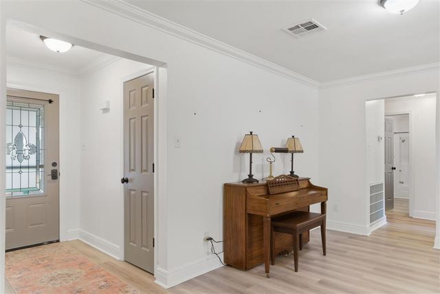 6624 Meadow Ridge Lane, Lake Charles, LA 70605