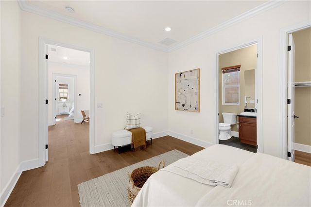 77 Clifford, Irvine, CA 92618