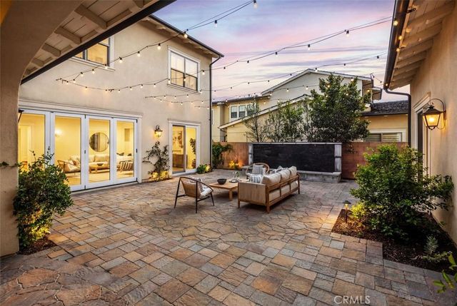 77 Clifford, Irvine, CA 92618