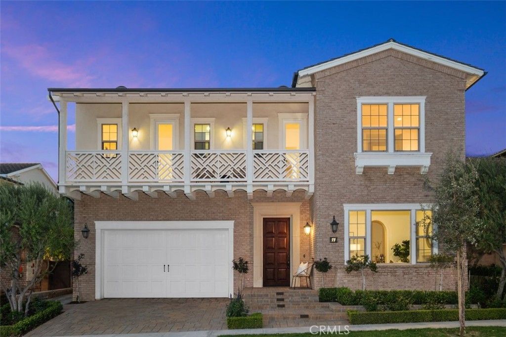 77 Clifford, Irvine, CA 92618