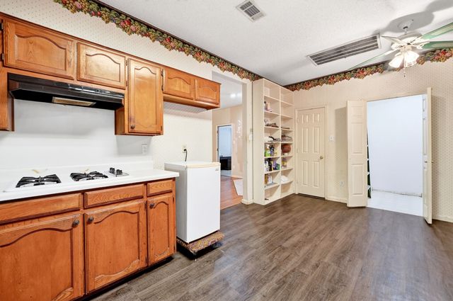 2209 Dana Drive, Rowlett, TX 75088