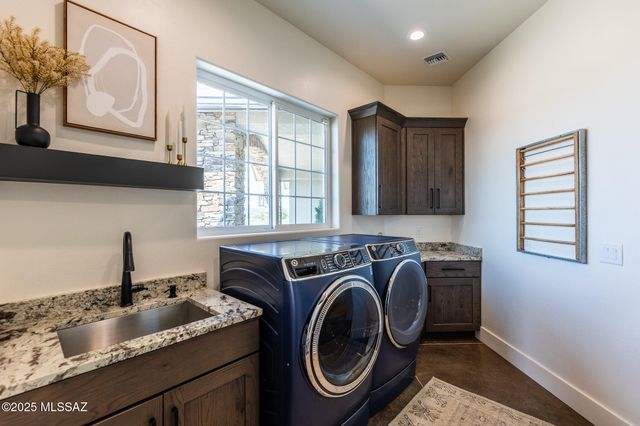 1778 E Ramsey Road, Benson, AZ 85602
