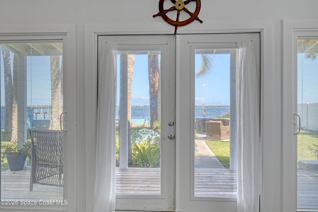 2179 Pineapple Avenue, Melbourne, FL 32935