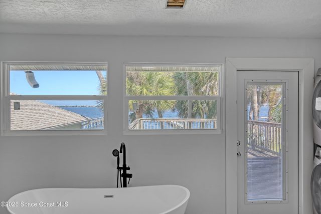 2179 Pineapple Avenue, Melbourne, FL 32935