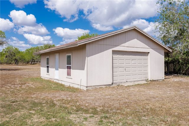 5371 County Road 73, Robstown, TX 78380