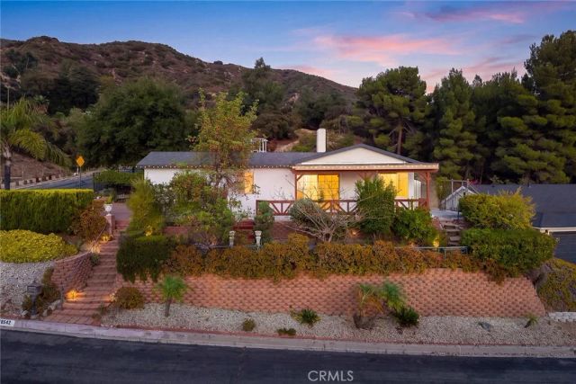 10842 Owens, Tujunga, CA 91042