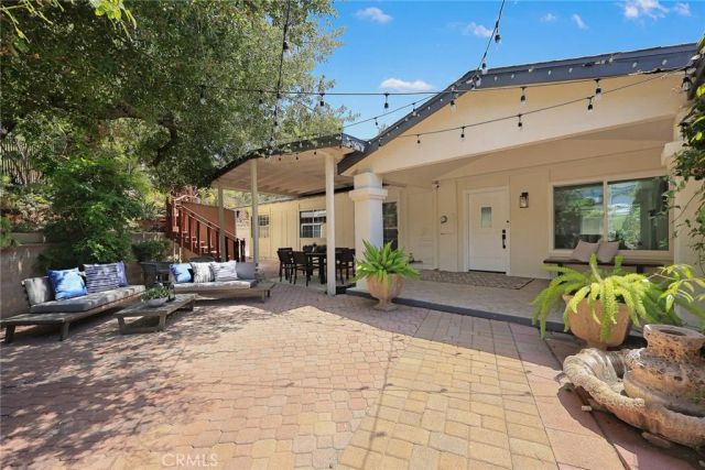 10842 Owens, Tujunga, CA 91042