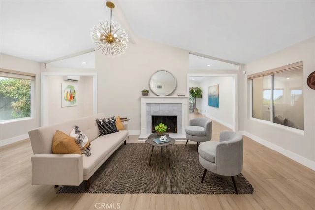 10842 Owens, Tujunga, CA 91042