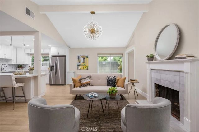 10842 Owens, Tujunga, CA 91042