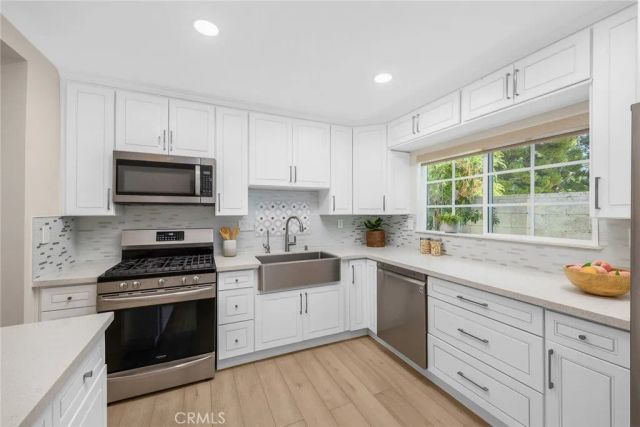 10842 Owens, Tujunga, CA 91042