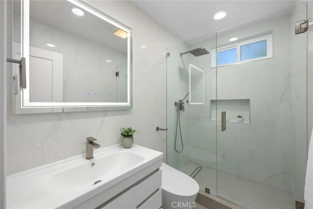 10842 Owens, Tujunga, CA 91042