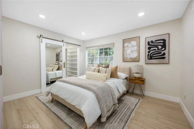 10842 Owens, Tujunga, CA 91042