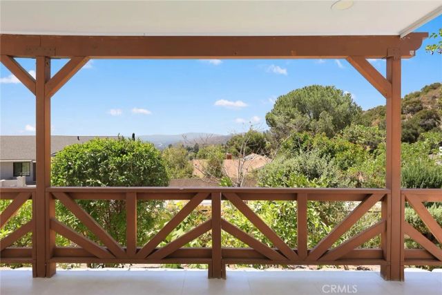 10842 Owens, Tujunga, CA 91042