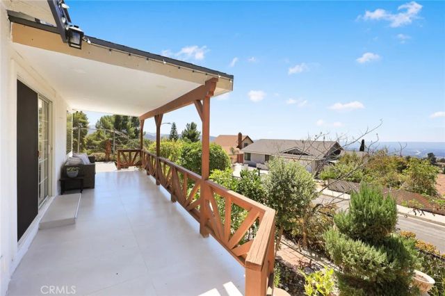 10842 Owens, Tujunga, CA 91042