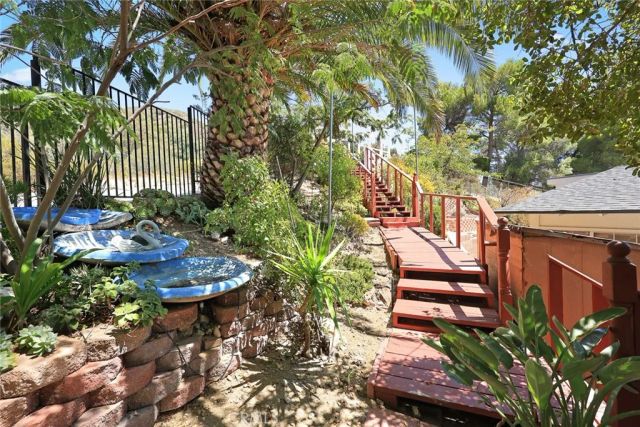 10842 Owens, Tujunga, CA 91042