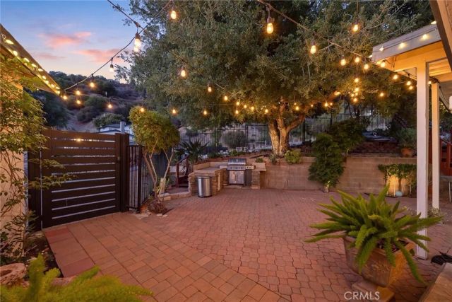 10842 Owens, Tujunga, CA 91042
