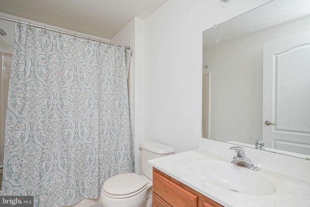 16 MAGNOLIA LN, Sewell, NJ 08080