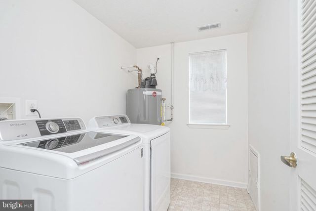 16 MAGNOLIA LN, Sewell, NJ 08080