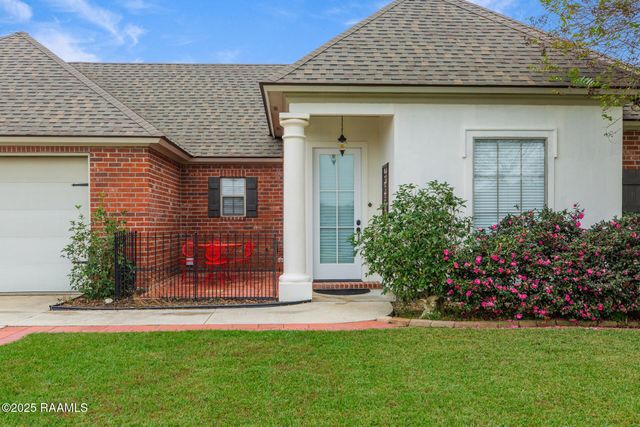 210 Beringer Drive, Duson, LA 70529