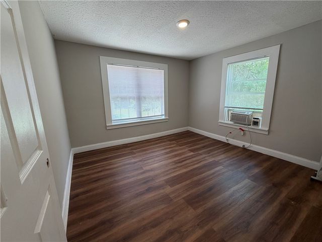 302 Sirrine Street, Honea Path, SC 29654