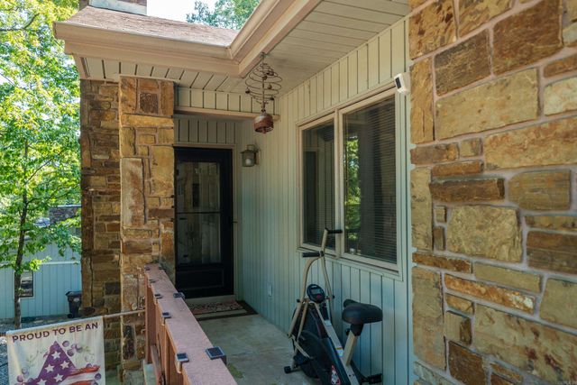 1 Sierra Drive, Hot Springs Village, AR 71909