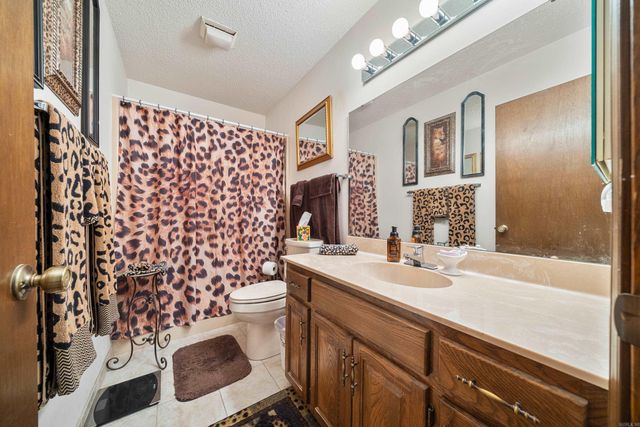 1 Sierra Drive, Hot Springs Village, AR 71909