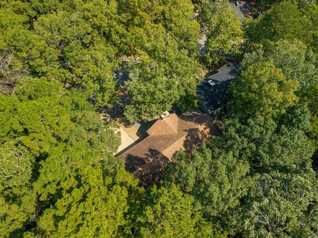 1 Sierra Drive, Hot Springs Village, AR 71909