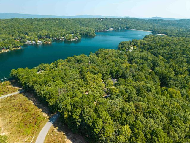 1 Sierra Drive, Hot Springs Village, AR 71909