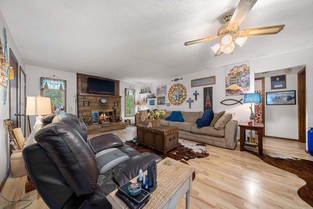 1 Sierra Drive, Hot Springs Village, AR 71909