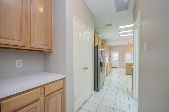 411 Green Stone Court, Houston, TX 77094