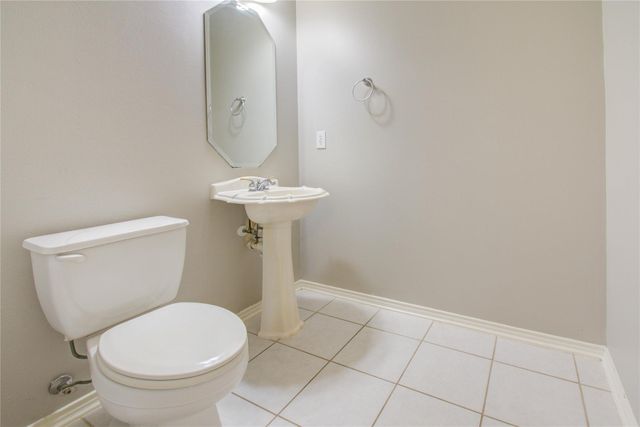 411 Green Stone Court, Houston, TX 77094