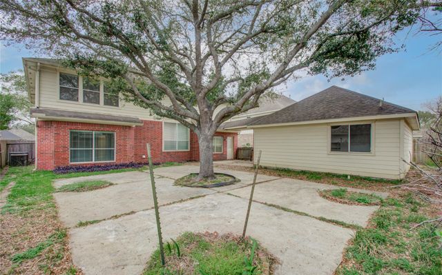 411 Green Stone Court, Houston, TX 77094