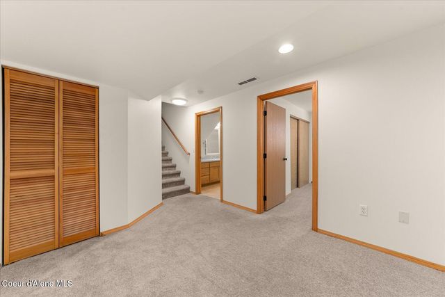 1215 N Stevenson Rd, Liberty Lake, WA 99019