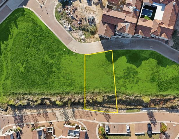 8 Castellon Drive, Westlake, TX 76262